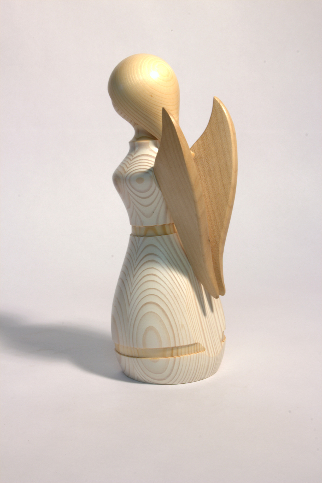 Engel weiss  - Holzfigur gedrechselt