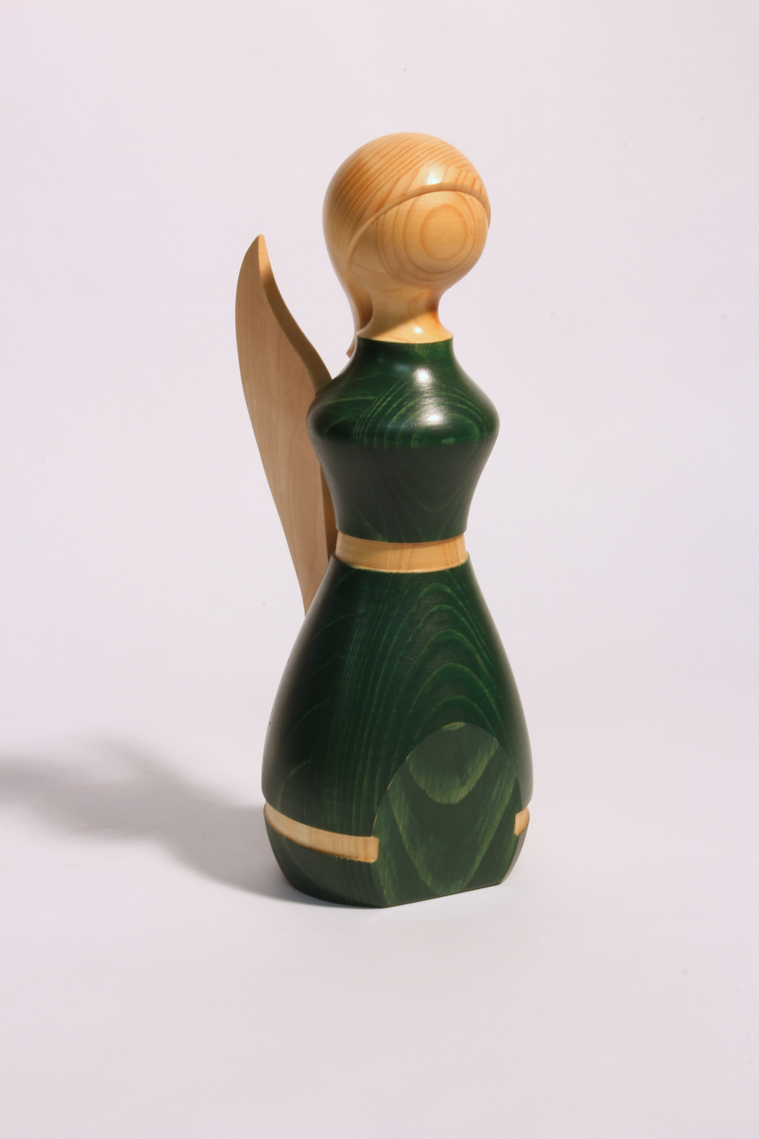 Engel grün  - Holzfigur gedrechselt